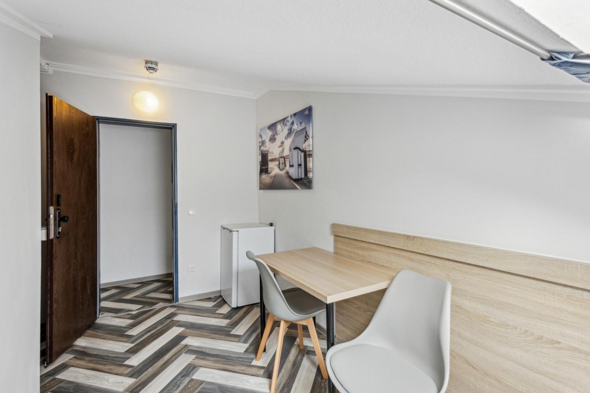 Sali Homes - Ferienwohnung In Kevelaer - Basic Екстериор снимка